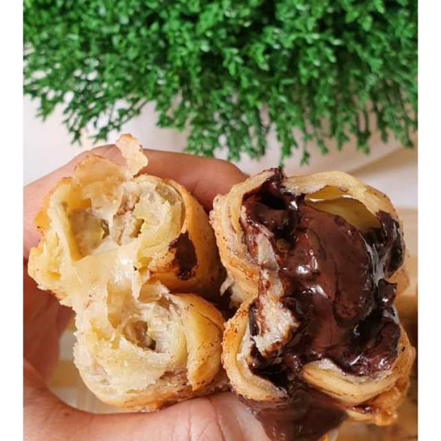 

PISANG MOLEN 10PCS COKLAT