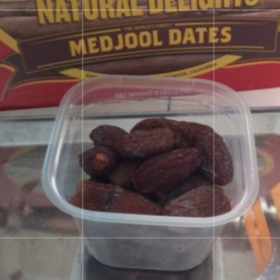 

BEST SELLER - KURMA MEDJOOL NATURAL DELIGHTS 500GR/MEDJOOL DATES