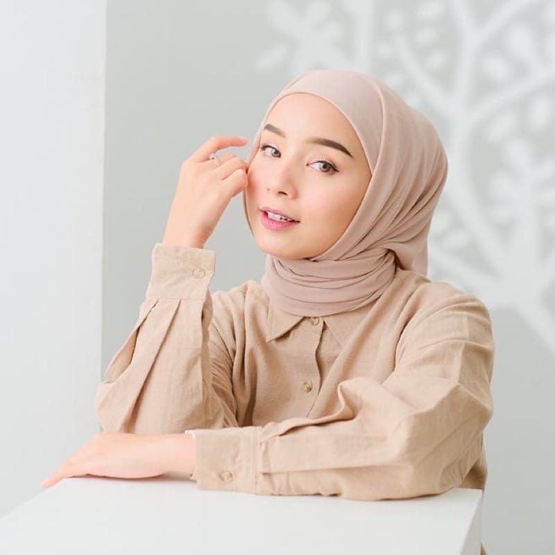 Hijab Segitiga Inner 2 Layer Ceruty Babydoll Kerudung Segi Empat Instan Terbaru Nayla Hija'b