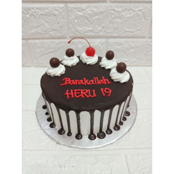 Kue tart ulang tahun blackforest enak murah