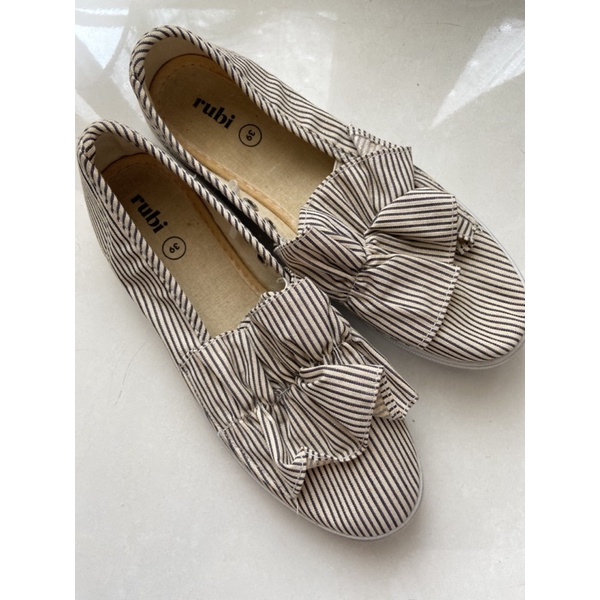 NEW RUBI SLIP ON SHOES