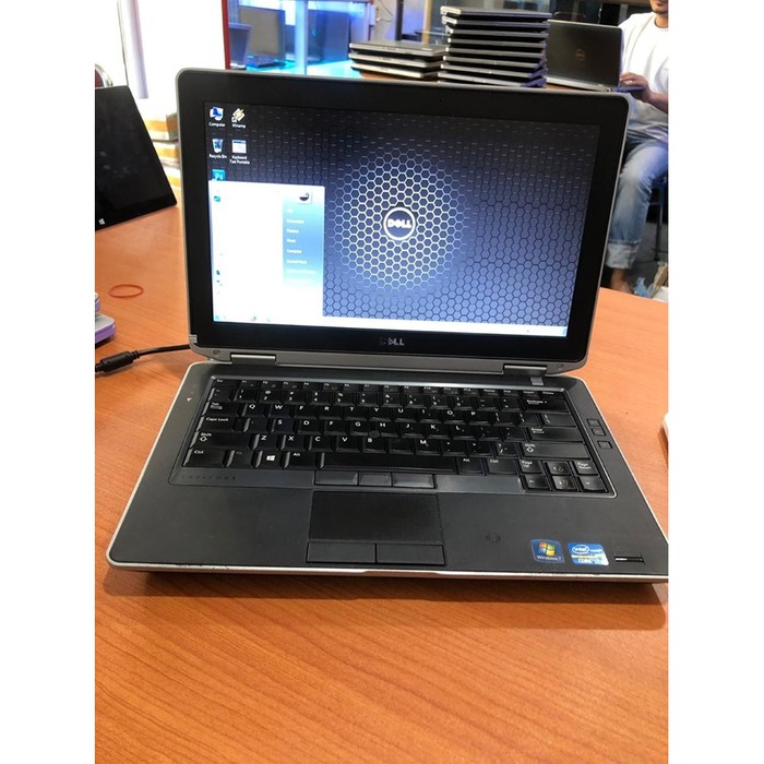 DELL LATITUDE E6330 CORE I7 GEN 3 HDD 500GB RAM 4GB VGA INTEL HD 4000