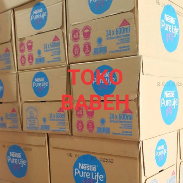 

NESTLE PURE LIFE 600 ml x 24 botol GOSEND ONLY