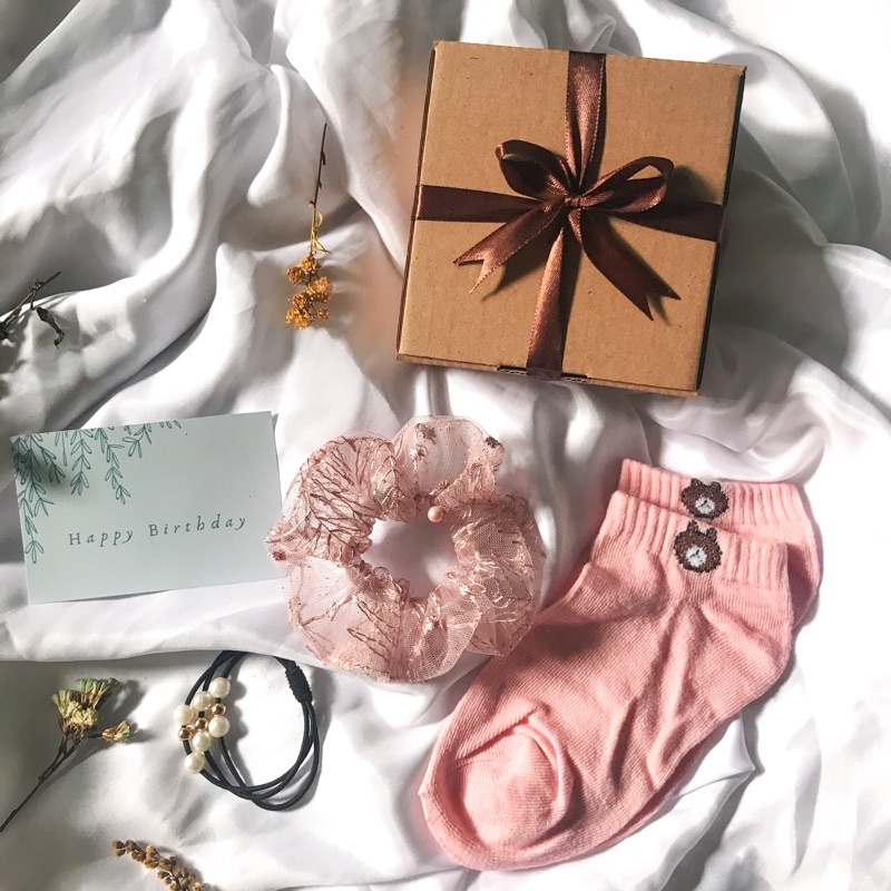 HAMPERS MINI BOX SCRUNCHIE KAOS KAKI [Batch 3] KADO ULANGTAHUN VALENTINE NATAL KADO CEWEK KADO PACAR GRADUATION