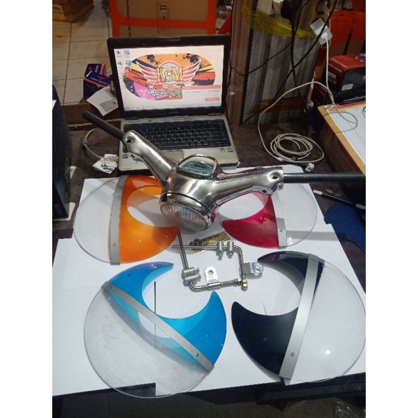 Free Ongkir visor batok lampu Honda C70 visor kaca depan batok lampu Honda c70