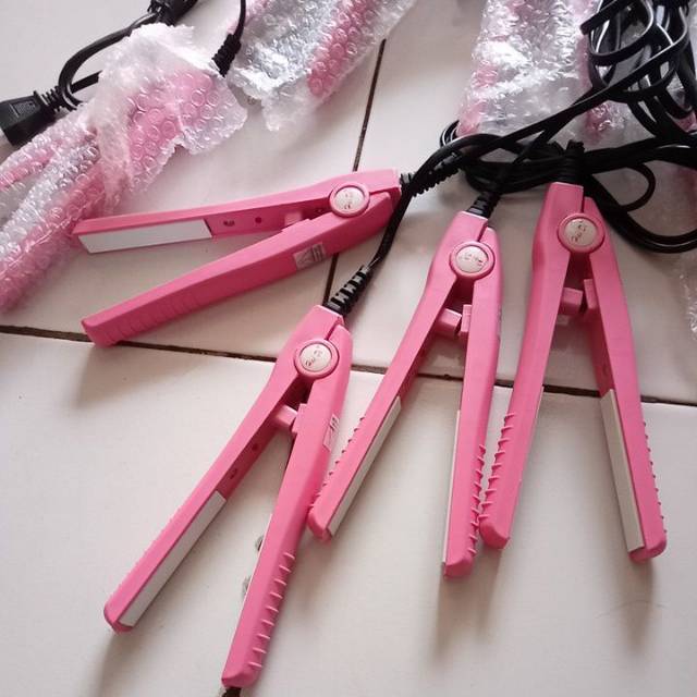 Alat press plastik karakter buah