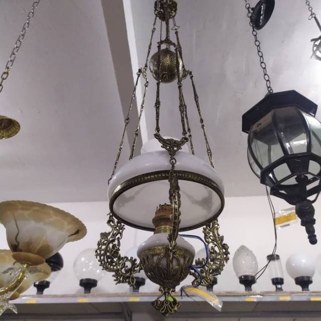 Lampu Gantung Betawi/Antik