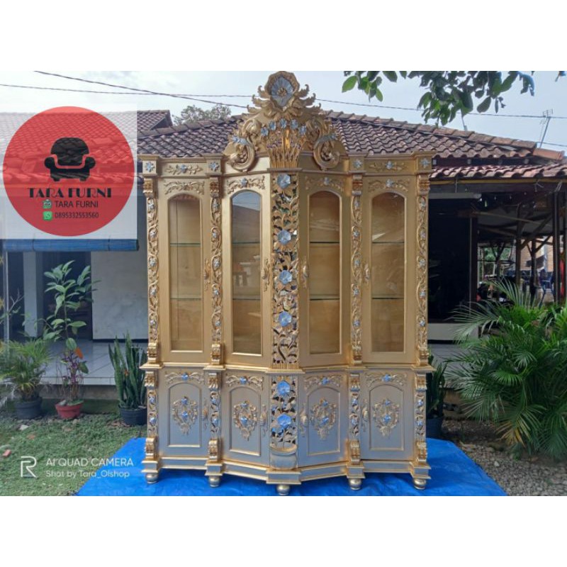 lemari hias 4 pintu bahan kayu jati