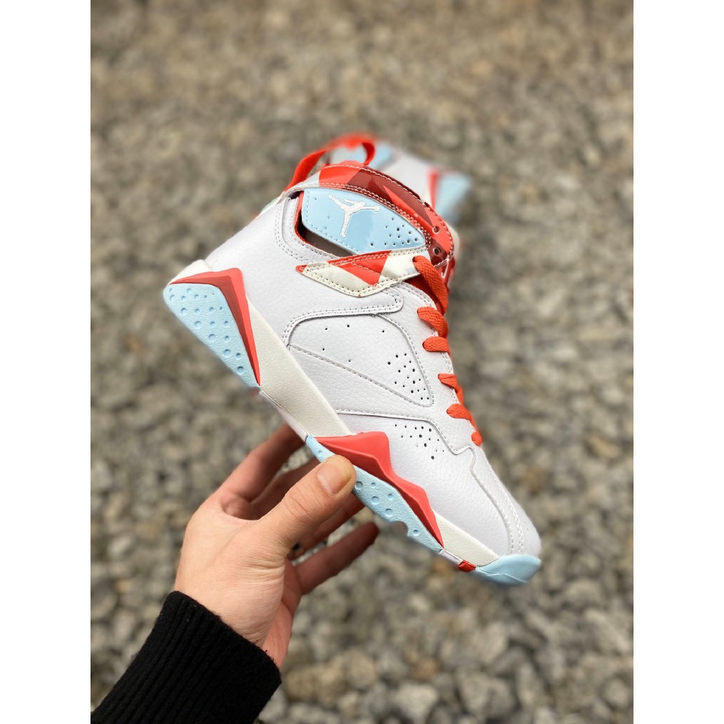 retro 7 topaz mist