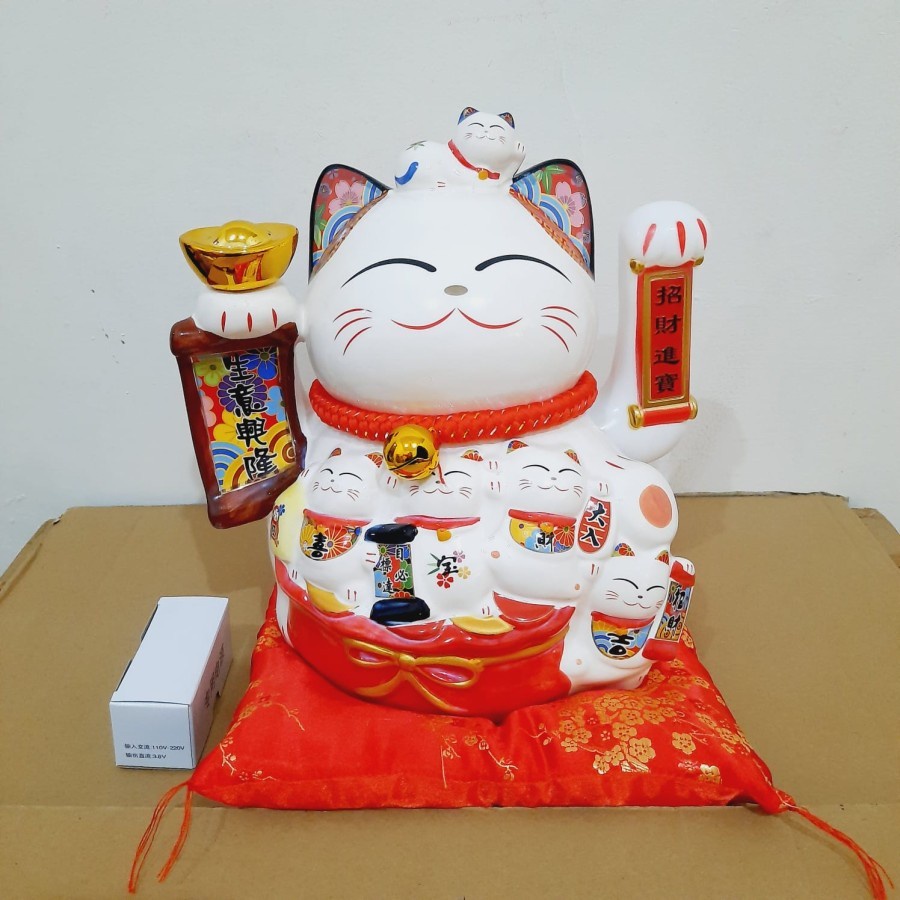 MANEKI KUCING PAJANGAN KUCING LUCKY CAT MANEKI NEKO KADO MURAH MANEKI