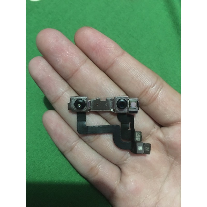 

kamera_depan_iphone_xr