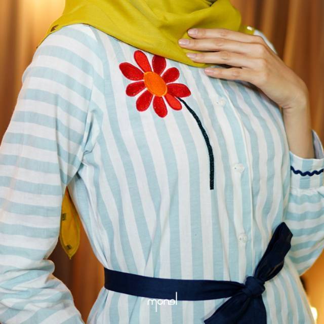 Monel Flower Stripe (Midi Dress/Tunik/Atasan) @Monel_Chavians