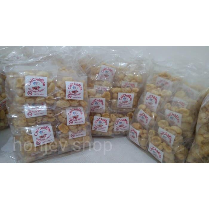 

Kerupuk kulit babi /samcan goreng chicharon HK 20gram.