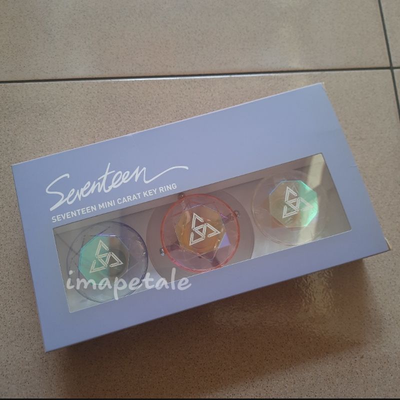Seventeen Mini Carat Keyring Set