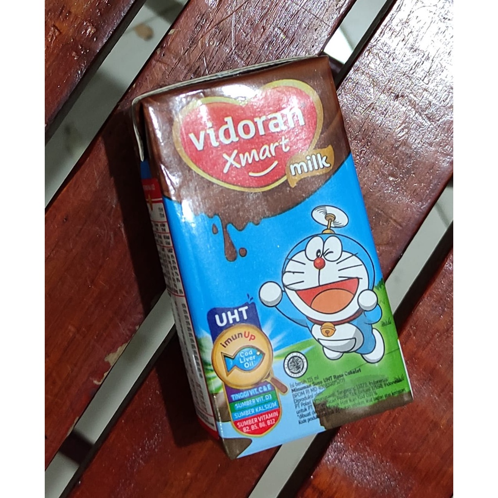 Vidoran Xmart Milk UHT 110 ML / Cokelat / Strawberry / Mengandung COD LIVER OIL / Multivitamin