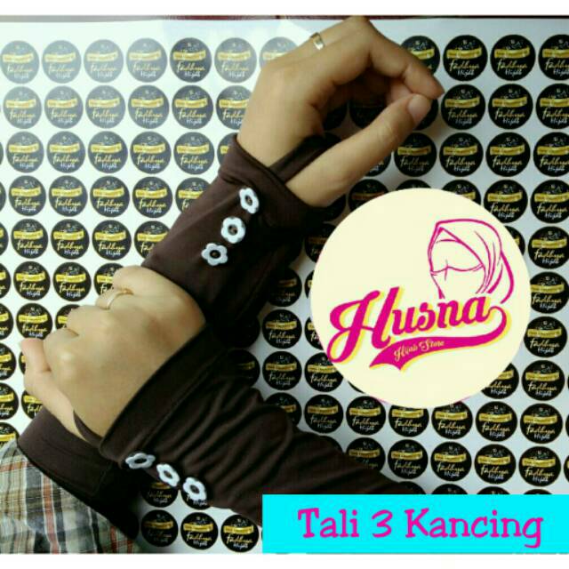 [HUSNA HIJAB] Handsock Tali 3 Kancing / Hensok Kancing