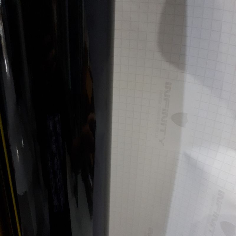 SKOTLET WARPING MOTOR MOBIL WARNA HITAM GLOSY KILAP LEBAR 150CM