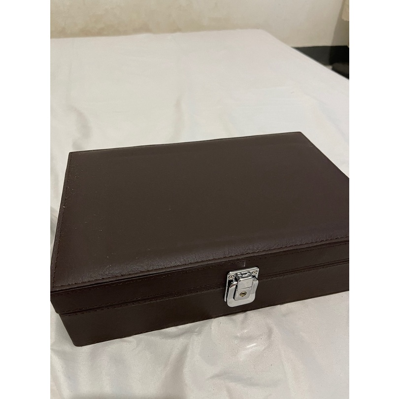 Kotak Tempat Jam Tangan Isi 10 Jumbo Exclusive Watch Box With Lock