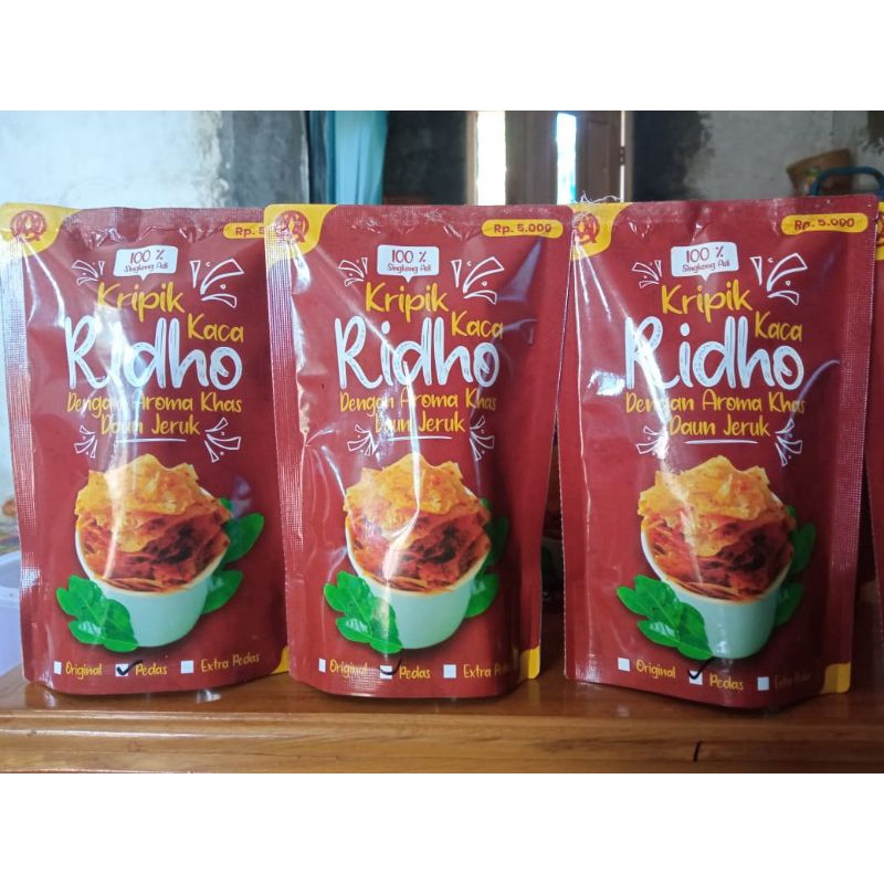 

kripik kaca pedas original termurah, kripik beling terbaru. makanan ringan kekinian