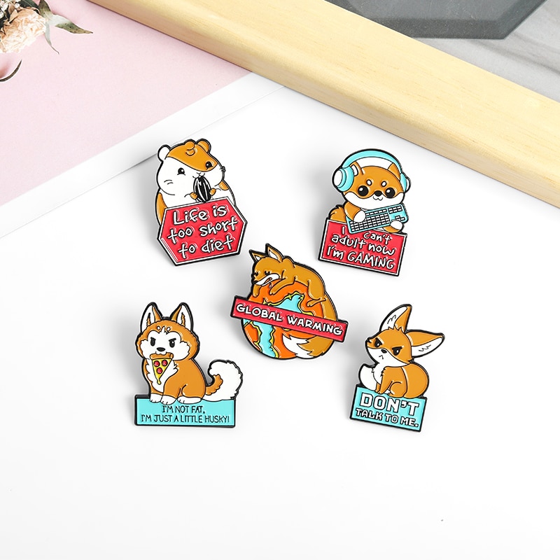 Bros Pin Enamel Desain Hewan Hamster Shiba Inu Warna Oranye Untuk Anak