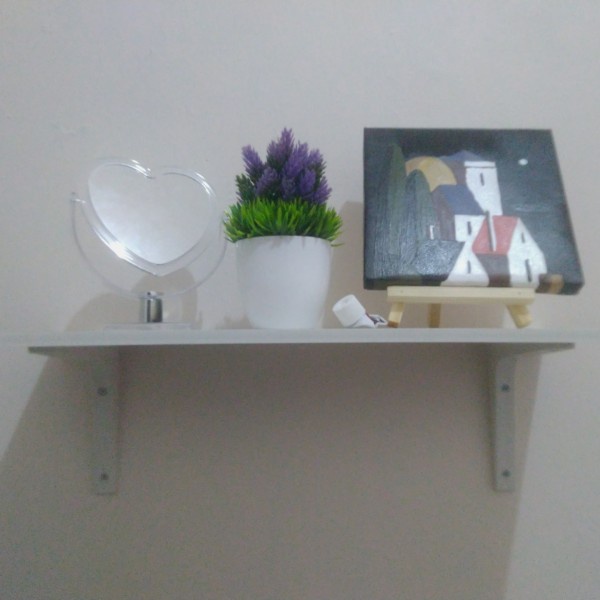 Rak Dinding Tempel Gantung rak dinding putih Serbaguna Murah Minimalis Shabby Chic Vintage DIY Melayang Ambalan Murah Floating Rack aesthetic Elegant Praktis Dekorasi vas foto tanaman  Hiasan Hiasan Pajangan Tembok dinding Ruang Tamu Kamar Keluarga