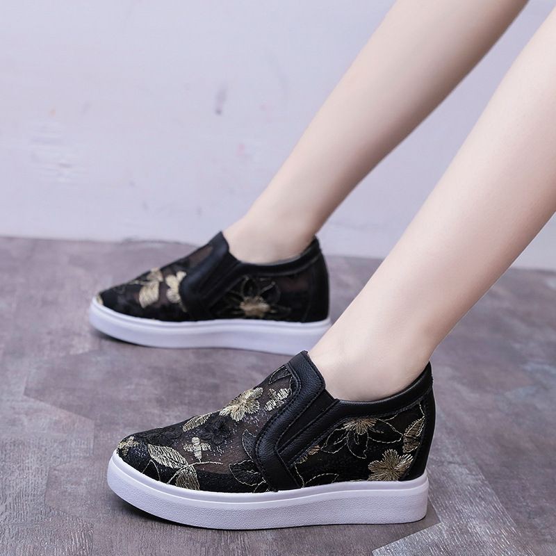 ( AMOUR ) Sepatu Wedges Brokat Korea Fashion Import 811