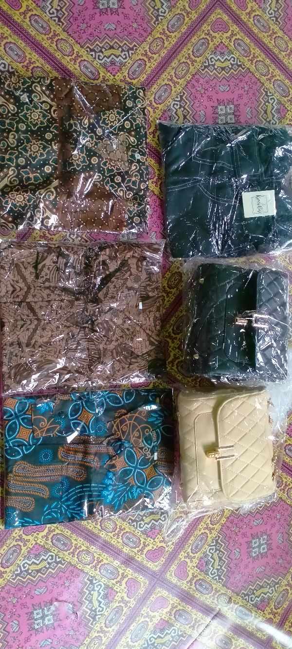 Kemeja Batik Pria Lengan Panjang Motif Seno Biru