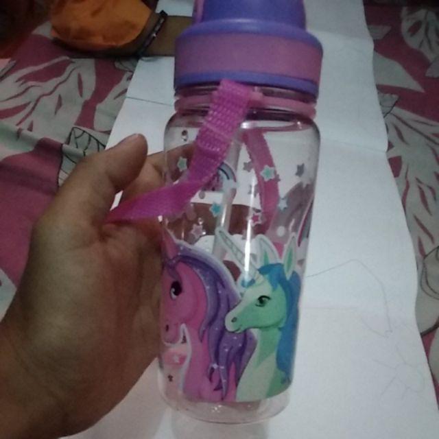 Botol Minum Sedotan Tali Panjang Karakter Kode 3675