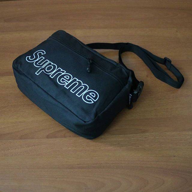 Slingbag supreme black