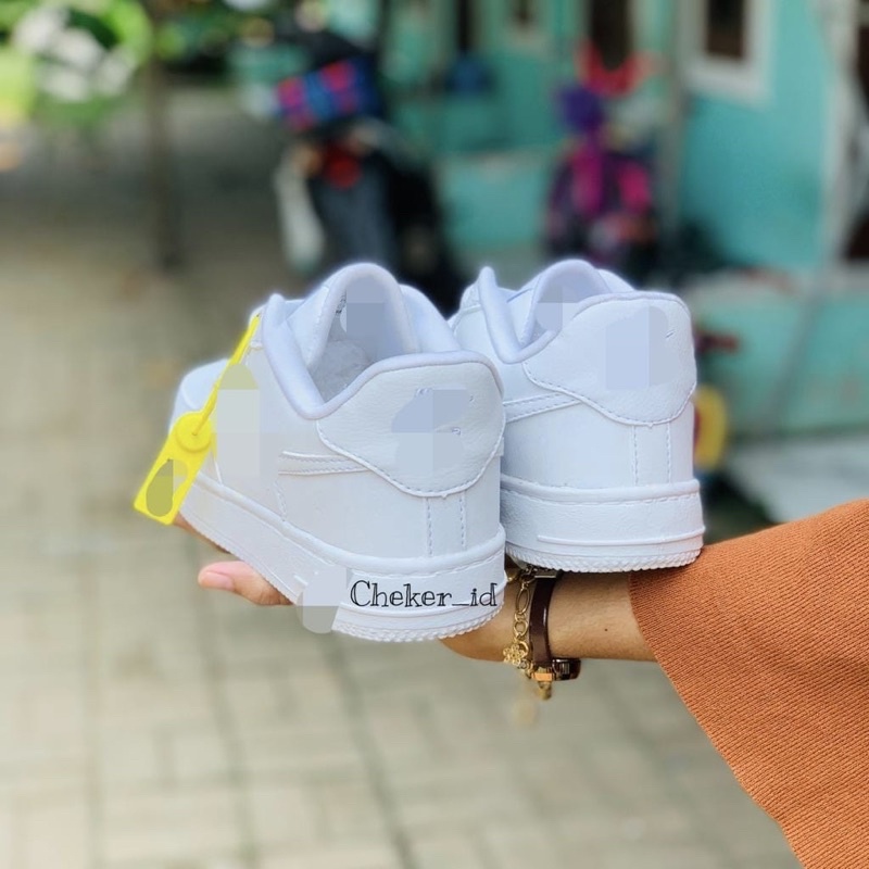 SEPATU PRIA DAN WANITA FULL WHITE PREMIUM SNEAKERS PRIA &amp; WANITA PUTIH POLOS TERLARIS GAYA MASA KINI SEPATU PUTIH ORIGINAL 100%