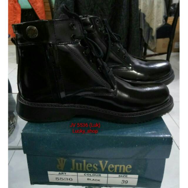 Sepatu Jules Verne 5536