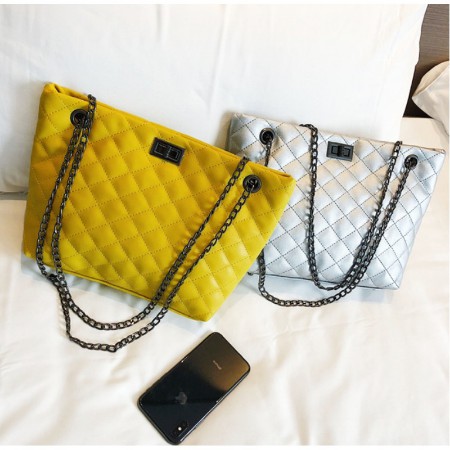 SBT143 SLING BAG BESAR Rantai Wanita Tas Import