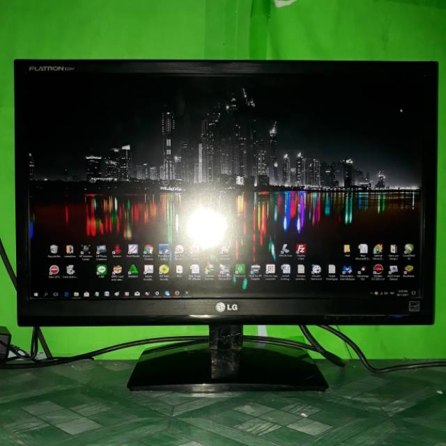 LED Monitor Komputer Pc LG 22inch wide E2241T Fullhd