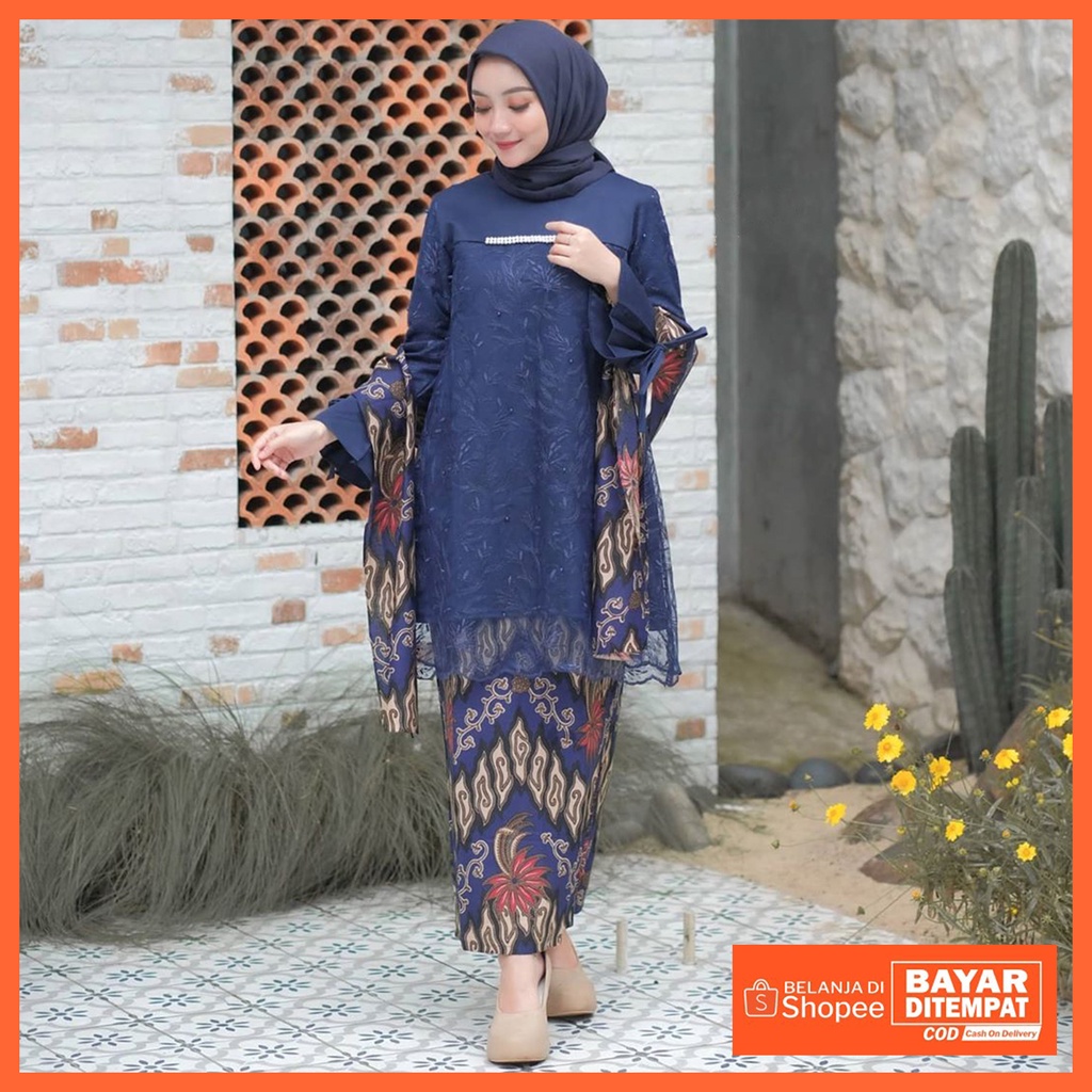 Kebaya Modern Tile Mutiara Model Terbaru Kebaya Kondangan Kebaya Wisuda Kekinian Kebaya Natasha Navy