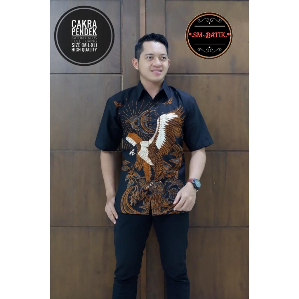 CAKRA SM BATIKSOLOAMANAH KEMEJA BAJU BATIK PRIA SOLO LENGAN PENDEK PANJANG LAPIS FURING ATASAN BATIK PREMIUM MODERN KATUN HALUS HANA BOLERO NAYARA WIJAYA SAMUDRA WARNA SEMAR PUTIH NGOPI NEW GEBER GUNUNGAN BANU PANCASONA GUNANDI BYANTARA BAYUSUTA MLIWIS