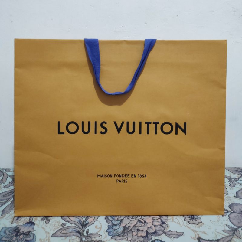 Jual paperbag louis vuitton large authentic / paper bag lv / paper bag