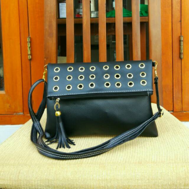 Tas Selempang motif Ring Emas