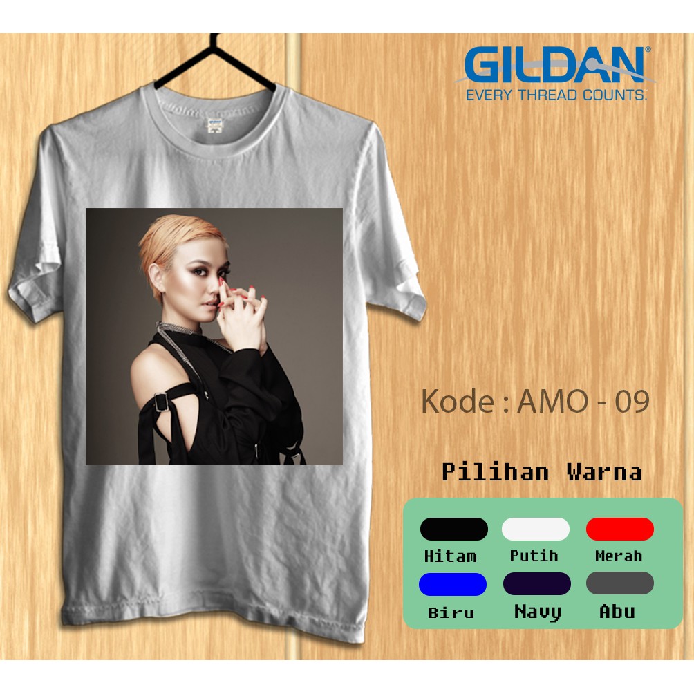 Kaos Gildan Softstyle - Penyanyi artis go international Agnez Mo selebriti indonesia