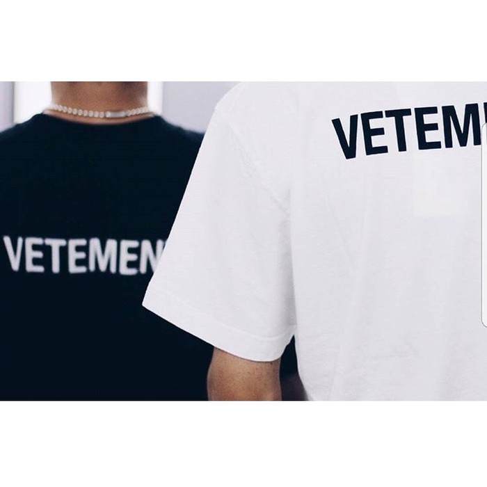 Kaos / Tshirt Vetements