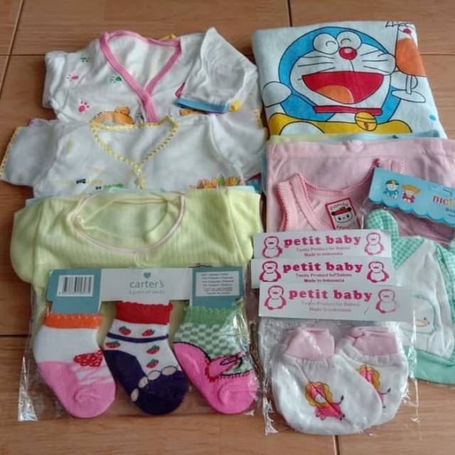 Baju bayi set / perlengkapan bayi paket murah