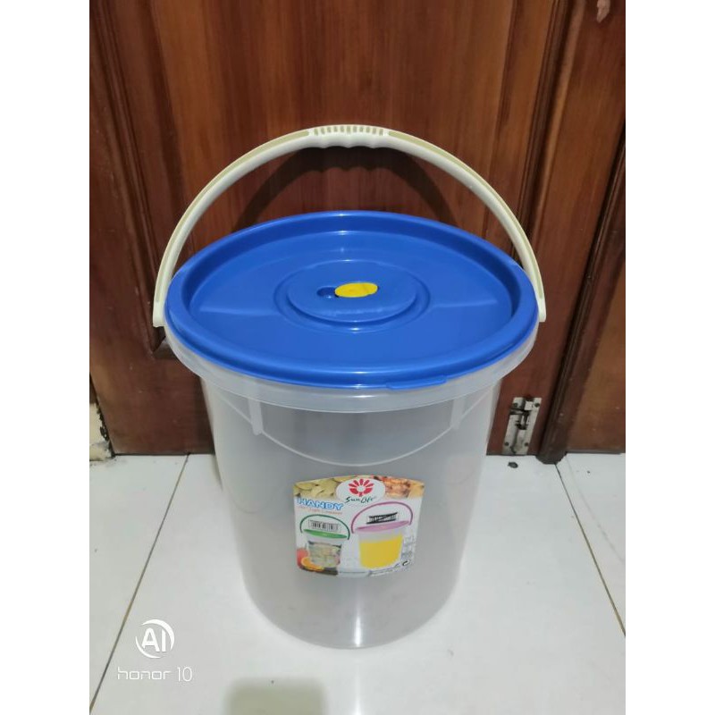 SUNLIFE Toples kerupuk /Tempat Es Buah gagang plastik 16,5 liter, 25 liter handy airtight Container