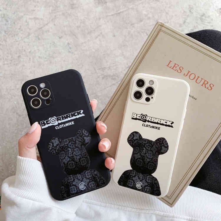 Simple black bear pattern phone case for iPhone 12 11 11promax 7 8Plus SE X XS XR 12promax Cute texture soft silicone rubber cover