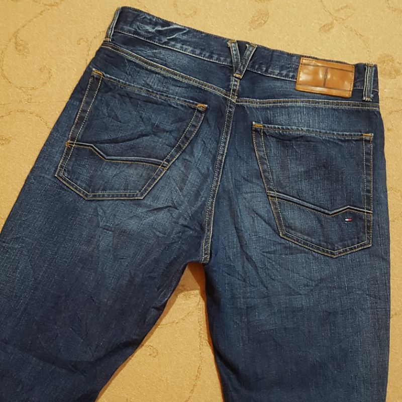 celana jeans second TOMMY HILFIGER size: 33