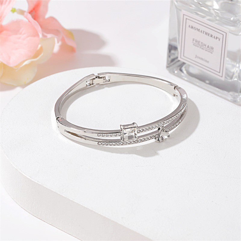 Gelang Mode dan hiburan Korea Emas Wanita dan Silver Diamond terimpor Bracelet tinggi tangan