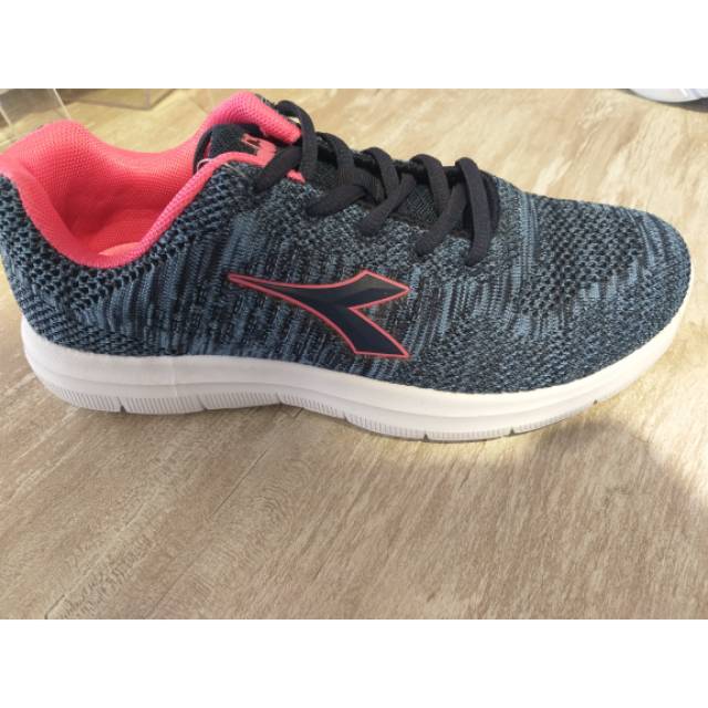Sepatu Diadora Cewek Original