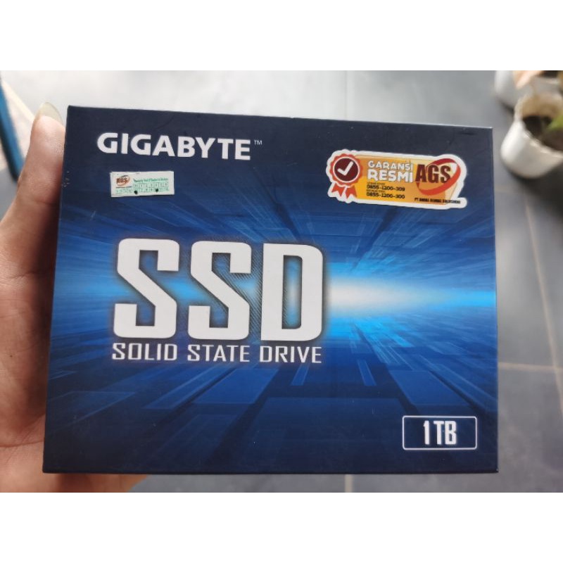 SSD Gigabyte 1TB baru dan bergaransi