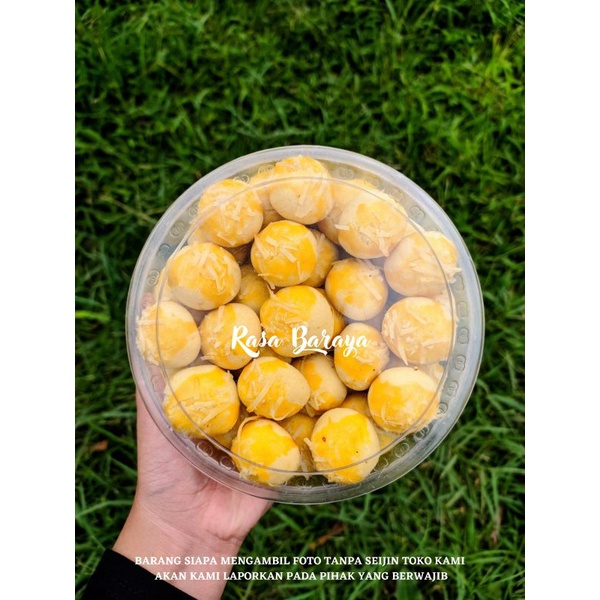 

Kue Kering Nastar Lembut 500gr Khas Bandung Kue Lebaran Kuker Enak Kue Nastar Selai Nanas Keju Makanan Ringan