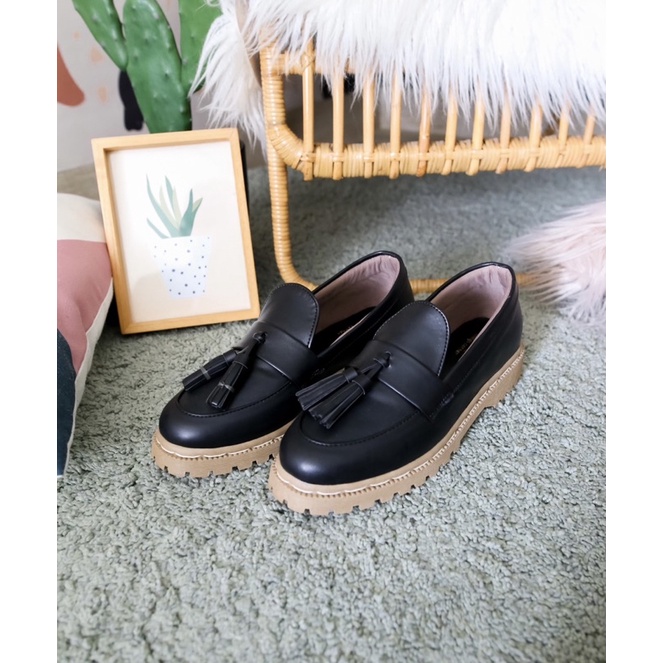 PHOEBE DOCMART - sepatu wanita / dokmart wanita/ loafer