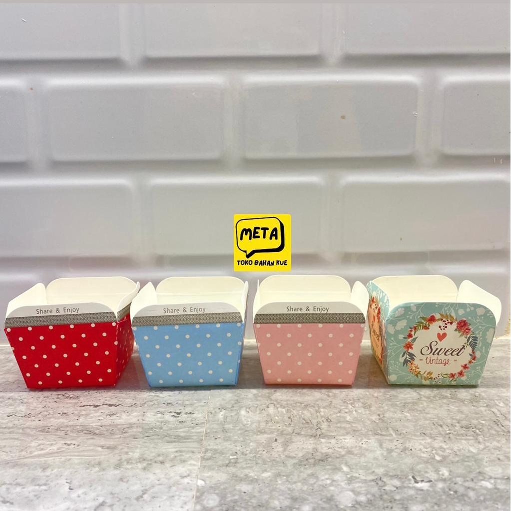 10 PCS BLUDER / ROTI MUFFIN CUP CAKE / CUP BLUDER SQUARE / MUFFIN CUP CAKE SQUARE / MUFFIN CUP CAKE 