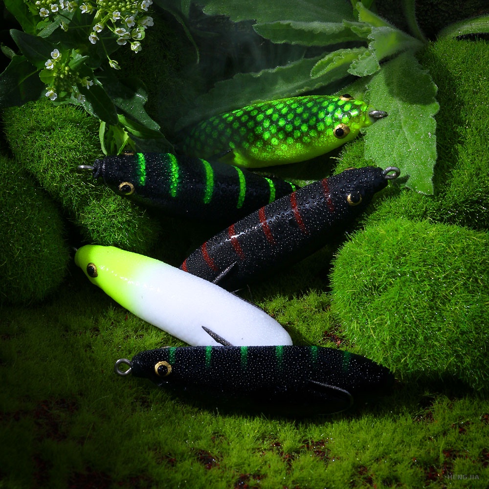 HENGJIA 5PCS Frog Lure Soft Katak Bait Plastic Fishing Lure with Fishing Hooks Topwater Ray Frog Artificial 3D Eyes